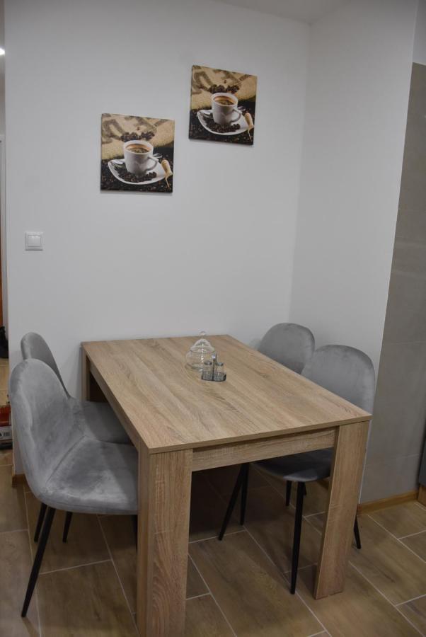 Apartament Ah Odborarska Koszyce Zewnętrze zdjęcie